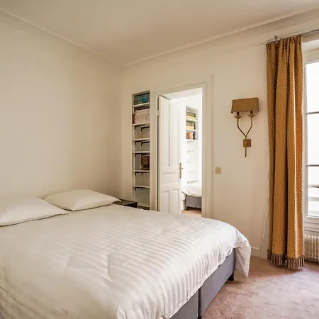 Apartament In Rue Saint-honore Paryż