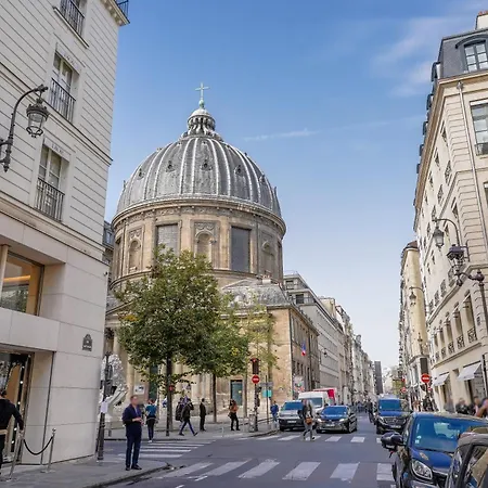 In Rue Saint-honore